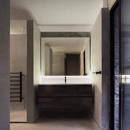 Valletta Collection - Maisonette